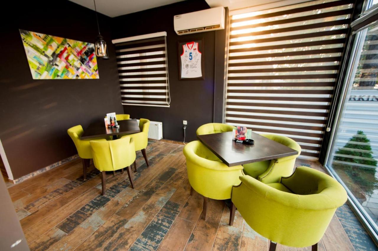 Hostel Royal Obrenovac  Luaran gambar